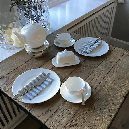 Stutenhof-eg-wohnung-3 Apartament