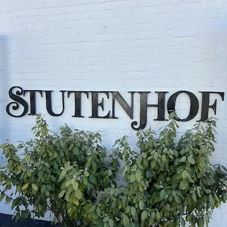 Stutenhof-eg-wohnung-3 *